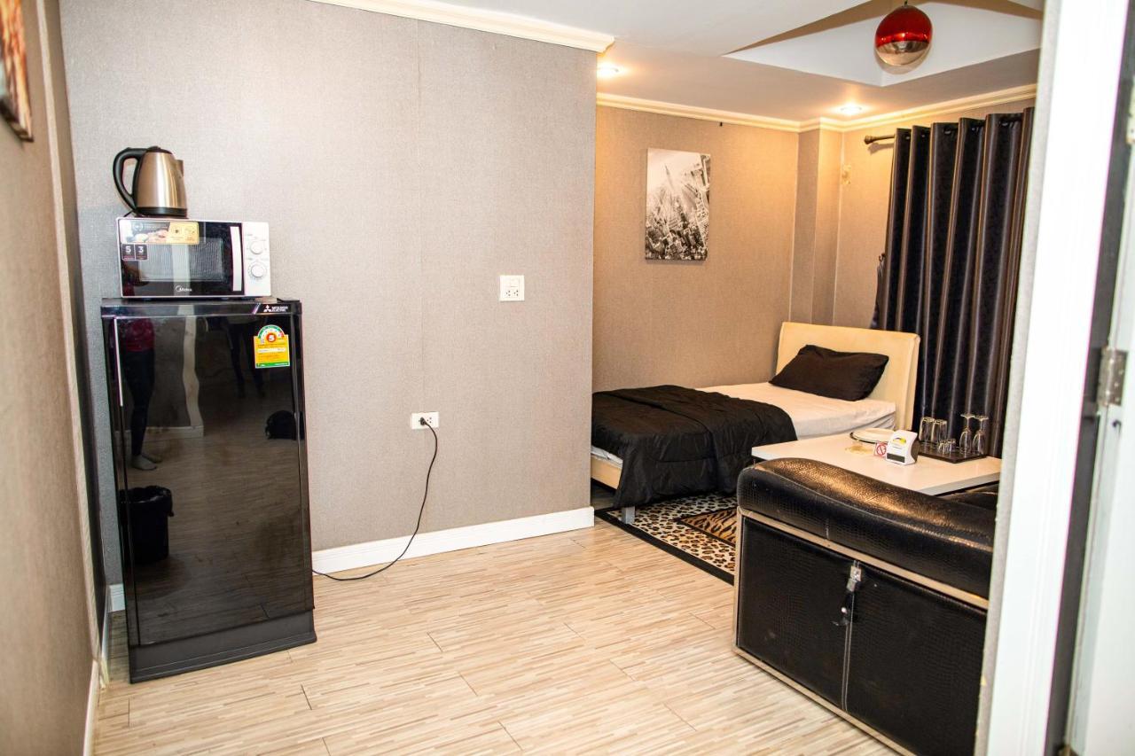 Merry Inn Suites Pattaya Zewnętrze zdjęcie